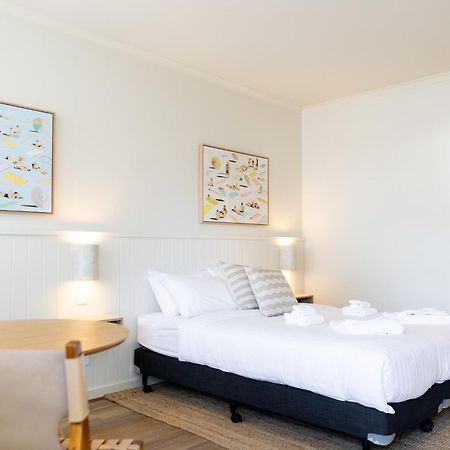 Port Broughton Hotel Екстериор снимка