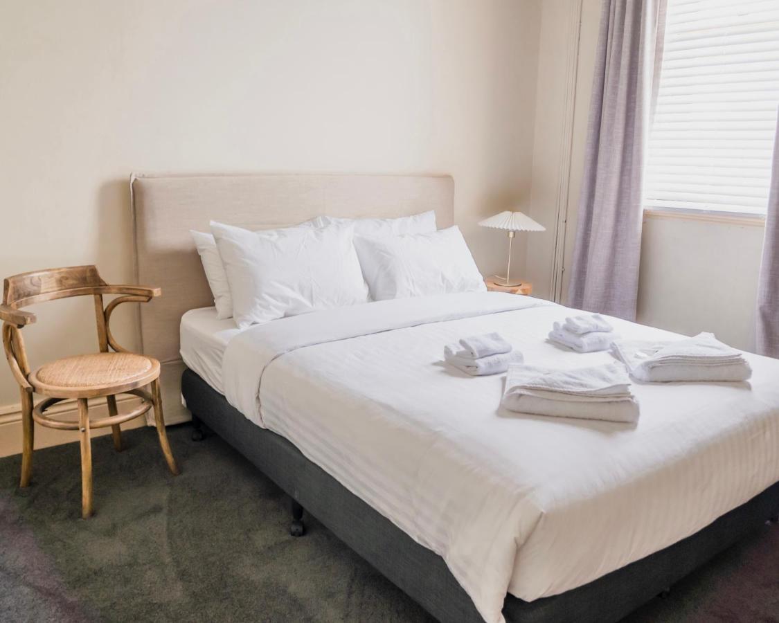 Port Broughton Hotel Екстериор снимка